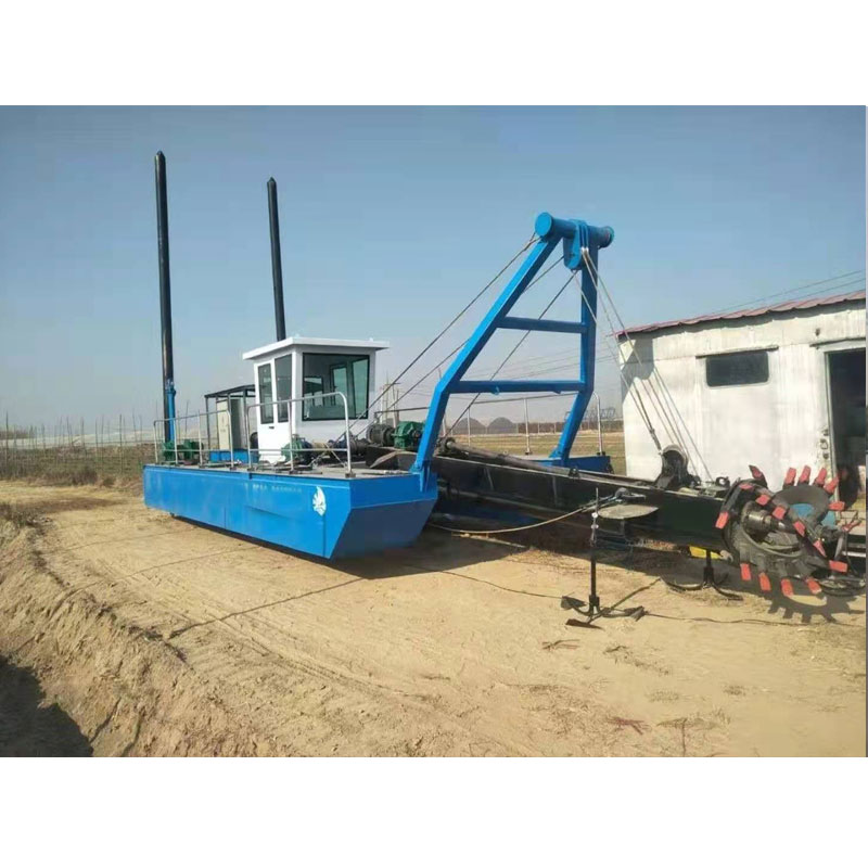 绞吸式挖泥船
